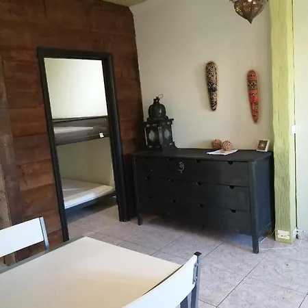 Primavera Appartement Tot 7 Personen Ideaal Voor Backpackers Arona  Exterior photo